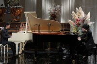 左からかてぃん（角野隼斗）、けいちゃん。（画像提供：NHK）