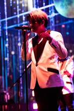 TERU（Vo）（撮影：岡田裕介）