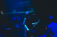 amazarashi「ポルノ映画の看板の下で」より