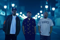 パンチラインフェチズ。左からTKda黒ぶち、NAIKA MC、崇勲。