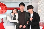 左から真木よう子、唐沢寿明、増田貴久（NEWS）。 (c)日本テレビ