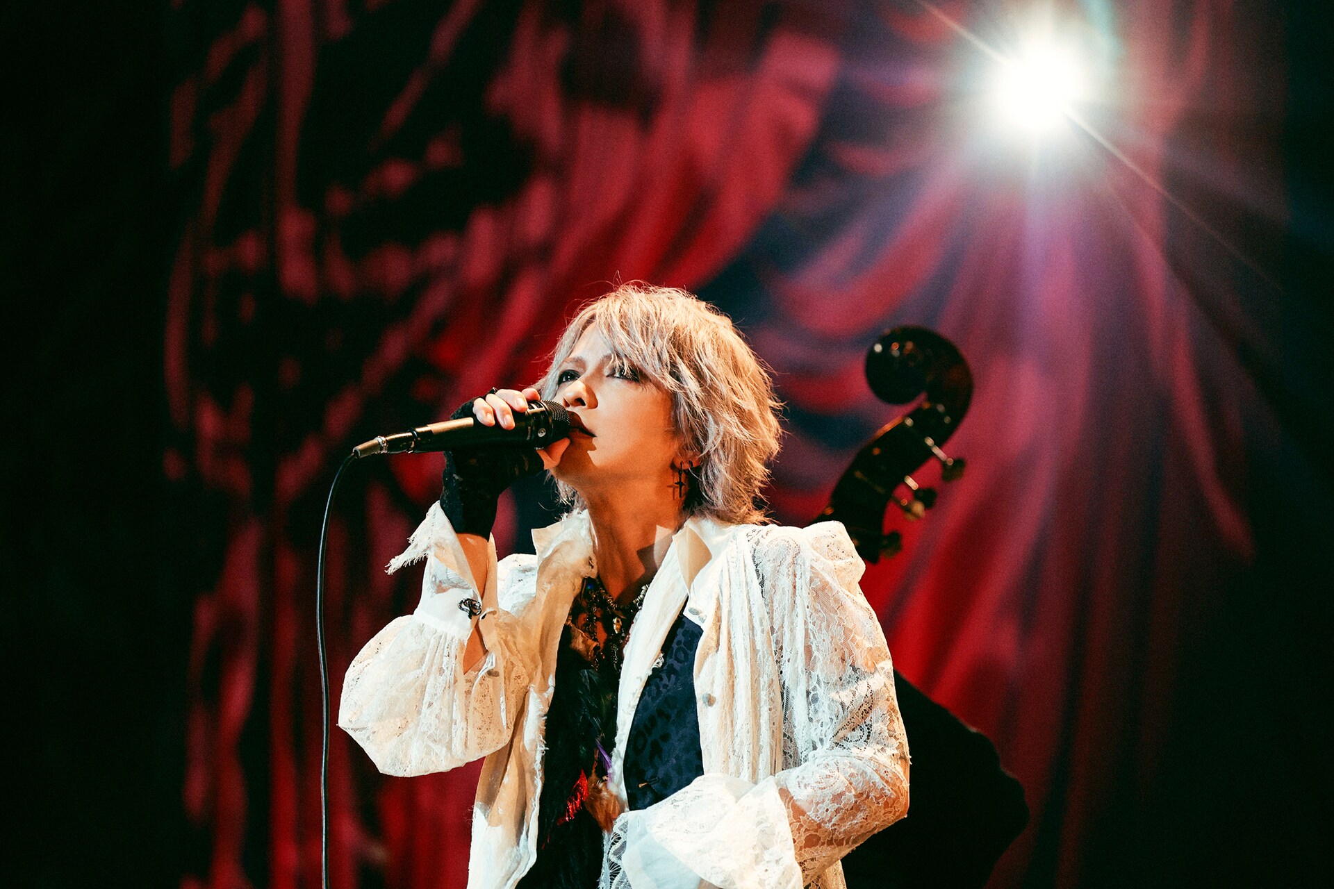 こんな幸せなことはない」HYDE、20年越しの「ROENTGEN」再現ツアー初日