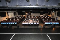 「かのちゃん大好き 卒業おめでとう ずっと一緒だよ!!」というメッセージが飾られた愛知・SKE48劇場。(c)2021 Zest, inc.