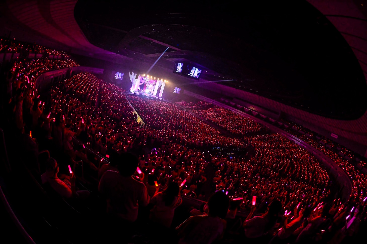 佐々木彩夏「AYAKA NATION 2021 in Yokohama Arena」の様子。