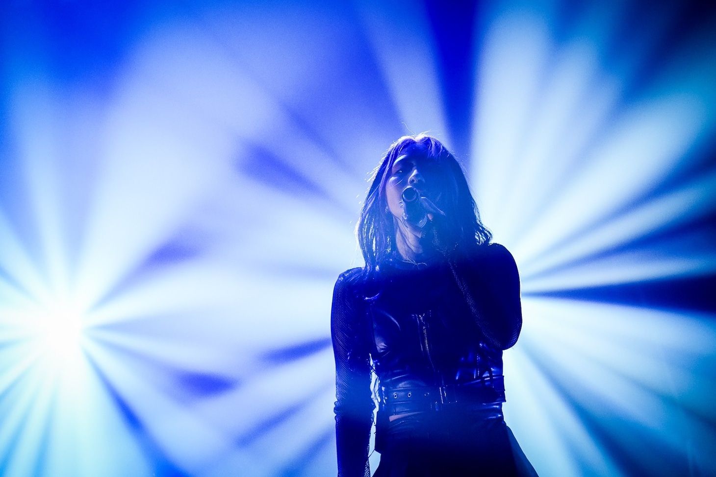 海羽凜（photo by Rui Hashimoto）