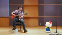 ハローキティ“歌ってみた”企画第1弾より。(c)'21 SANRIO 著作(株)サンリオ