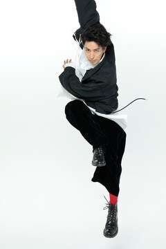 三代目jsbキッズアニメ 振り付けはダンサーtakahiro いっしょに うたって おどろう Takahiro Naotoコメントあり 音楽ナタリー