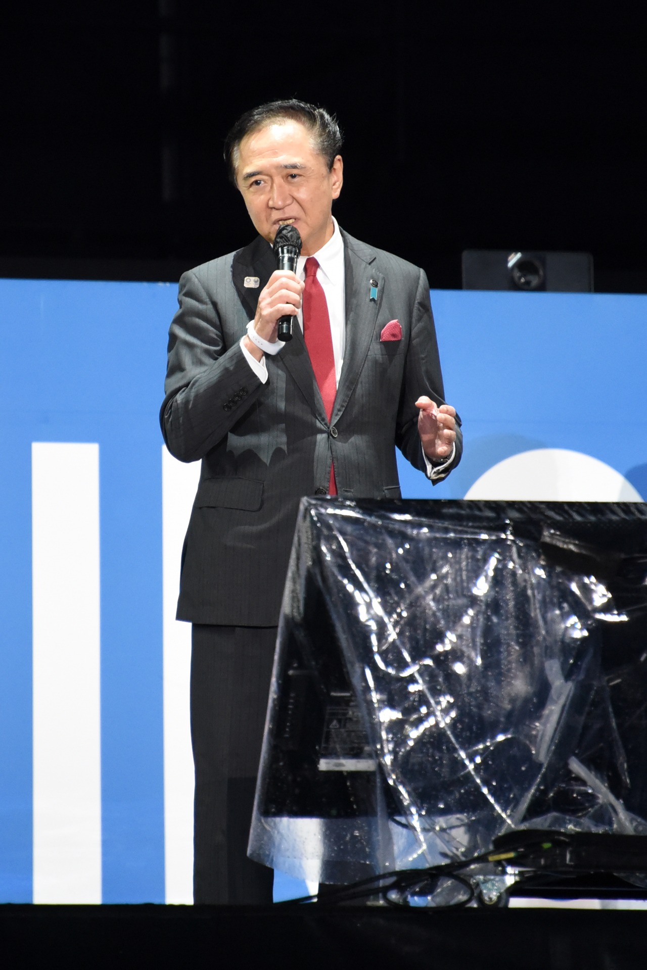 神奈川県の黒岩祐治知事。