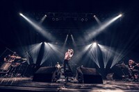 ドレスコーズ「《バイエル（変奏）》」神奈川・CLUB CITTA'公演の様子。（撮影：森好弘）