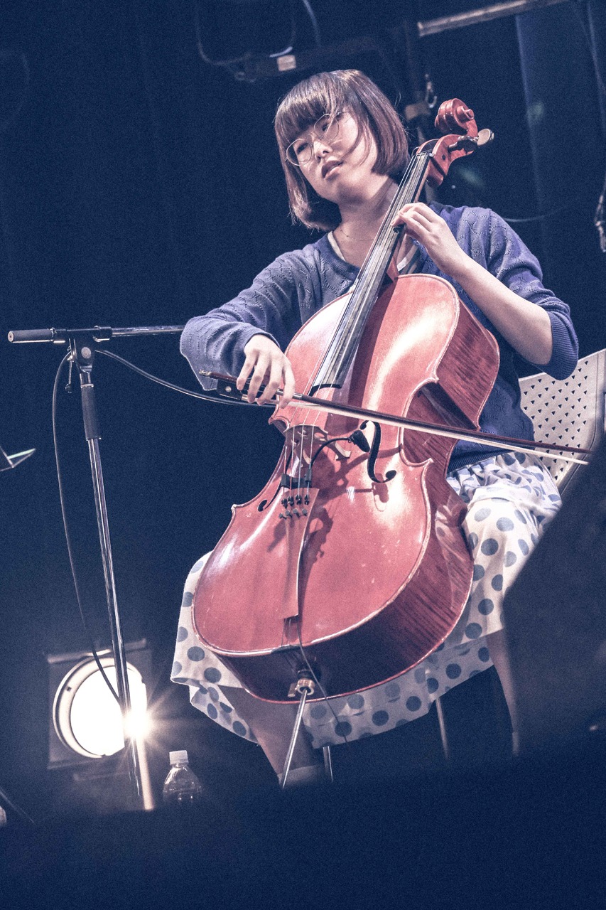 成澤美陽（Cello）（撮影：森好弘）