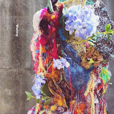 MÖSHI「Waiting feat. kiki vivi lily」配信ジャケット