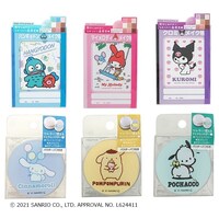サンリオキャラクターズ アイシャドウメイク帳とフェイスパウダー。