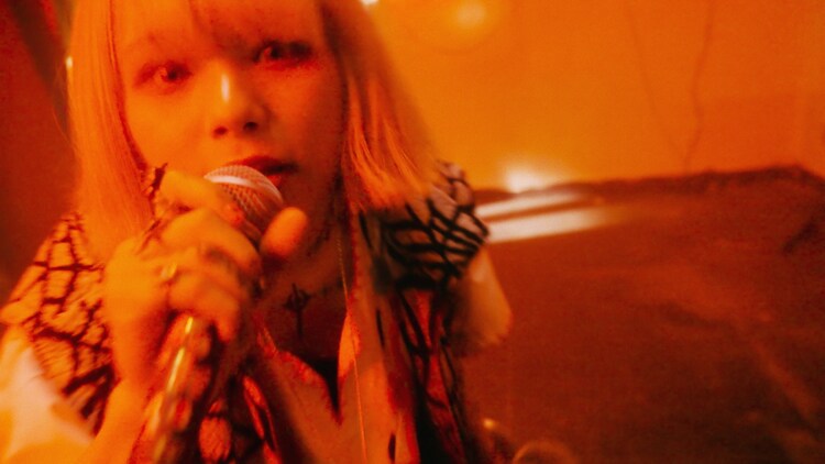 4s4kiの新曲 M E L T Mv Youtube公開に先駆けmtvでヘビロテ 音楽ナタリー