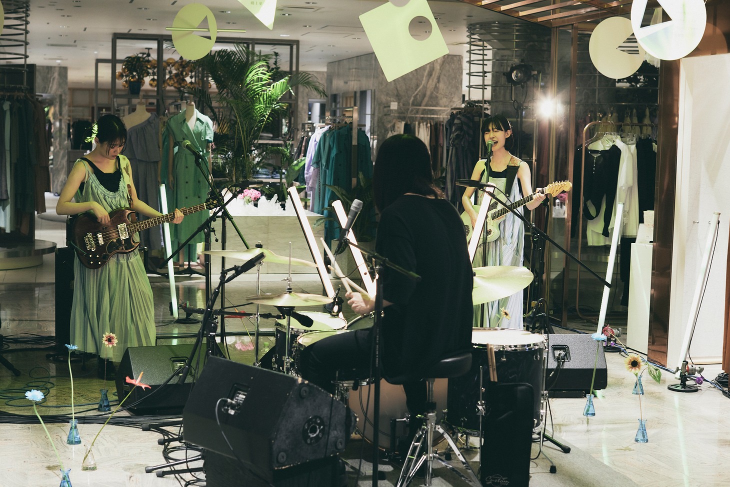 羊文学（Photo by Yuki Kawashima）