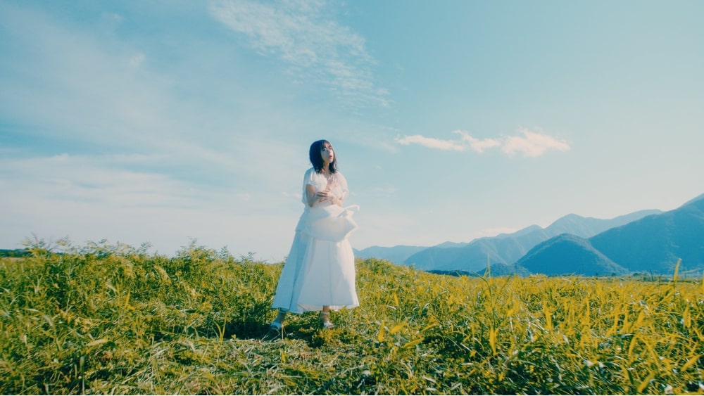 水瀬いのり「HELLO HORIZON」ミュージックビデオより。