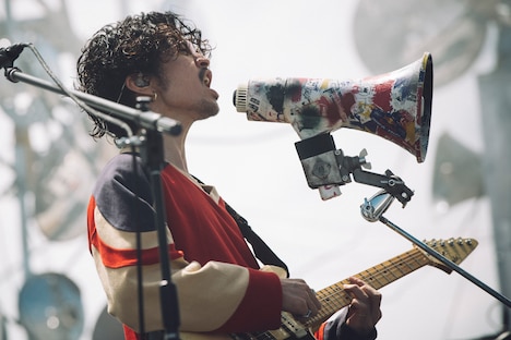 常田大希（Vo, G）©︎Suguru Saito / Red Bull Content Pool