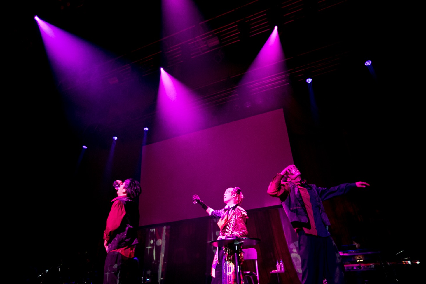 あほの坂田。「AHO NO SAKATA LIVE TOUR 2021 -Redo Parade-」の様子。（撮影：堀卓朗）
