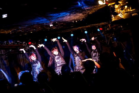 ASP「ASP's on FiRE TOUR」下北沢SHELTER公演より。（Photo by sotobayashi kenta）