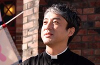 映画「マイ・ダディ」より。（配給：イオンエンターテイメント）(c)2021「マイ・ダディ」製作委員会