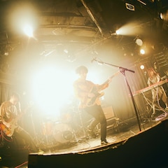 テスラは泣かない。再会を胸に思いぶつけた活動休止前最後の対バンライブ