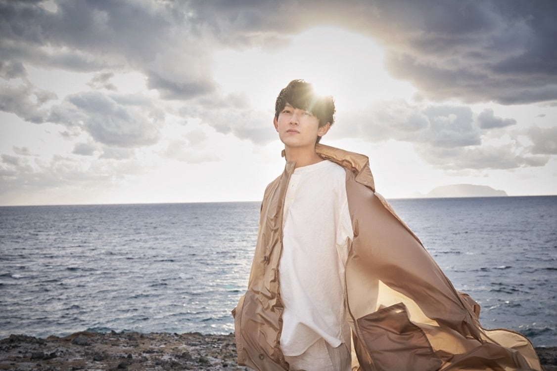 9/9 13:00】萩谷慧悟 3rdダイビングフォトブック「GIANT」発売