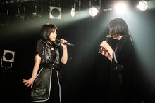 左から小林潤、長門蓮（NILKLY）。（Photo by Masayo）