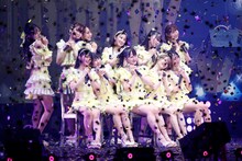 「=LOVE 全国ツアー2021『全部、内緒。』」神奈川・横浜アリーナ公演の様子。（写真提供：代々木アニメーション学院）