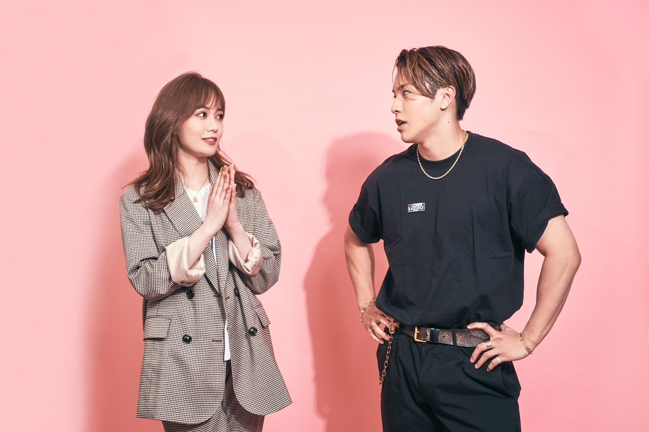 左からMACO、RIKU。