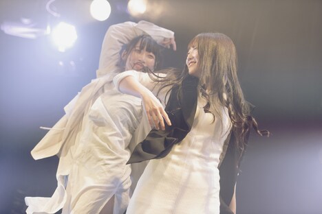 左からnainotokanon（akugi）、个喆（ぜんぶ君のせいだ。）。