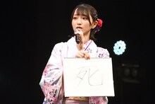 「『デッドエンド』とはどういう意味の言葉でしょう？」というクイズに答える野口衣織。