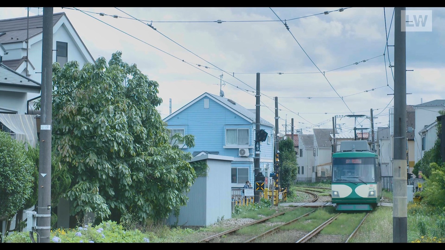 「ハンバート ハンバートの歌声電車 ～線路はつづくよ～」の配信画面。