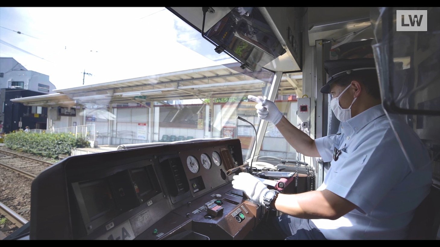 「ハンバート ハンバートの歌声電車 ～線路はつづくよ～」の配信画面。
