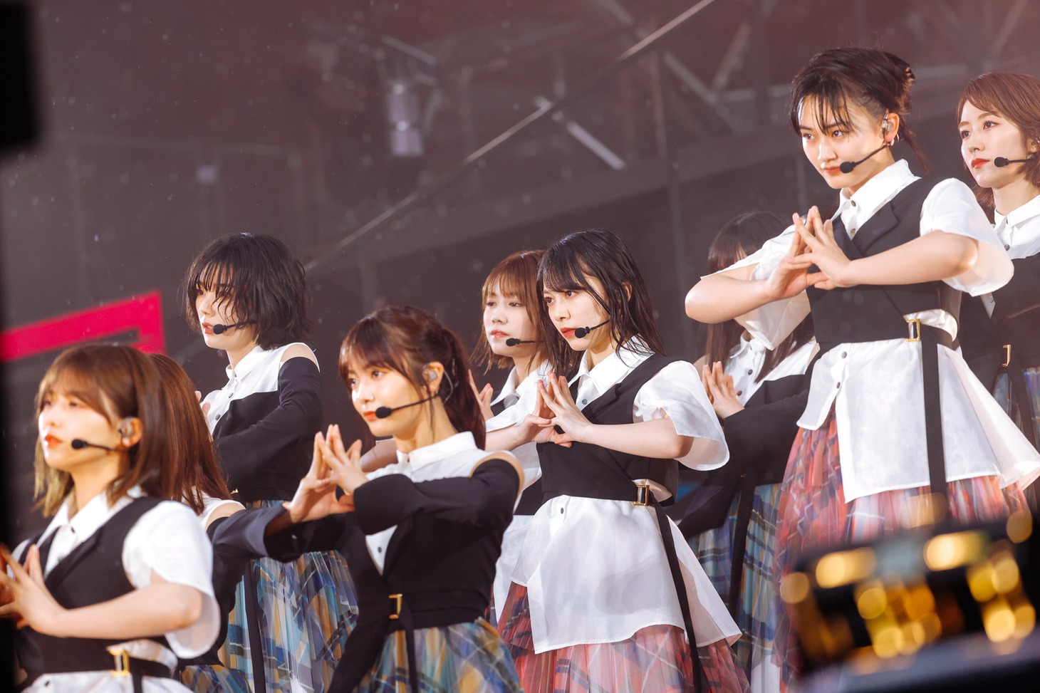 櫻坂46による「W-KEYAKI FES.2021」初日公演の様子。（撮影：上山陽介）