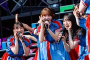 日向坂46による「W-KEYAKI FES.2021」2日目公演の様子。（撮影：上山陽介）