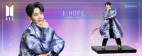 J-HOPEのスタチュー。