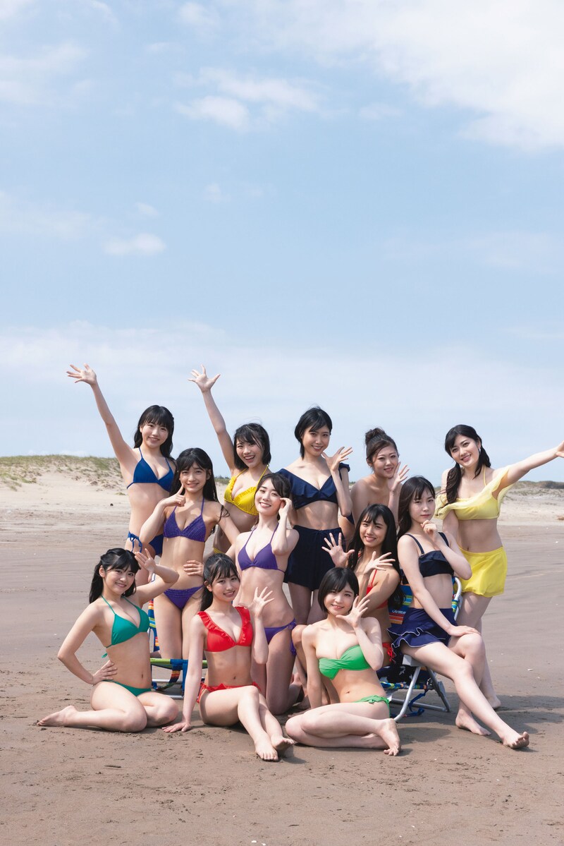 「虹のコンキスタドール7周年記念BOOK ずっと虹コンで恋してる」より。(c)光文社 / 週刊FLASH(撮影:中山雅文)