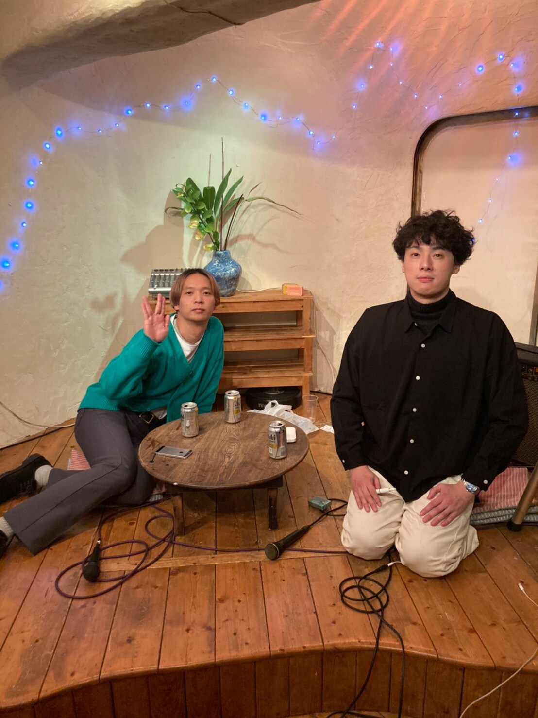 左から夏目知幸、高橋翔。