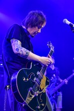 横山健（Vo, G）（Photo by Teppei Kishida）