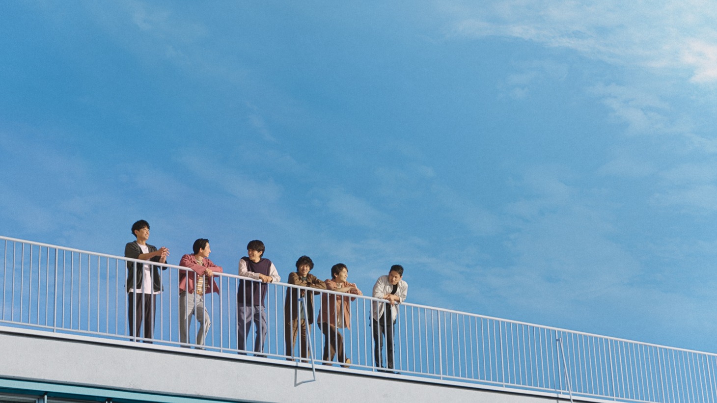 V6「愛なんだ（アイスと平和ver.）」キービジュアル