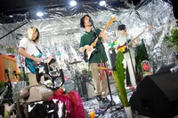 Fred Perry「Subculture Live」より、DYGL。