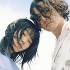 BiSHアイナ×ROTH BART BARON三船のA_o、「BLUE SOULS」新verのMV公開