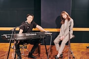 左からRIKU、MACO。(撮影:曽我美芽)
