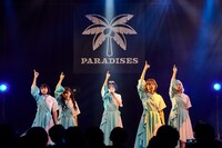 PARADISES（撮影：大橋祐希）