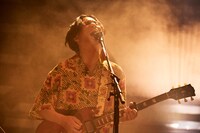 はっとり（Vo, G）（撮影：酒井ダイスケ）