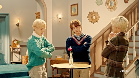 「XYLITOL×BTS Smile Flower」編より。