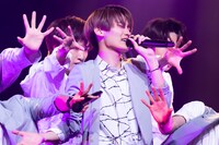 WATWING「WATWING Summer Live ～Welcome Windy～」の様子。（Photo by RYUYA AMAO）