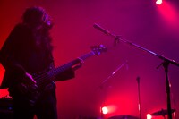 高松浩史（B）（撮影：河本悠貴、Susie）