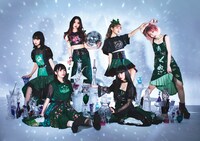 「装苑」2021年9月号「SINA SUIEN 有本ゆみこが手がけた美しさで抗う、ZOC『PvP』の衣装」より。