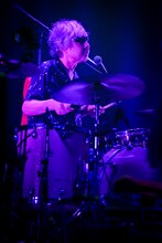 佐藤シンイチロウ（Dr）（撮影：橋本塁）