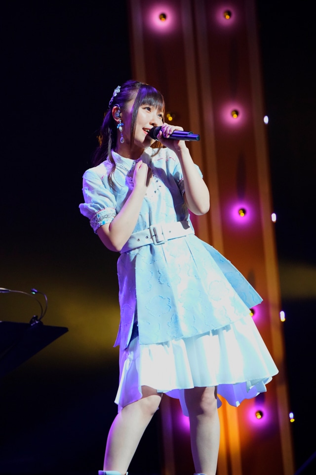 鈴木愛奈